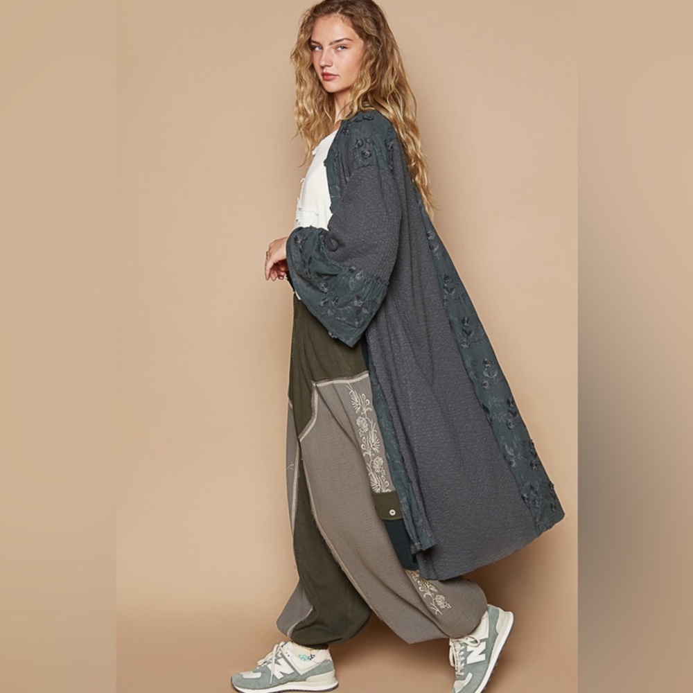NEW POL Charcoal Green Patchwork Lace Long Duster Cardigan Boho Oversized - Picture 4 of 5